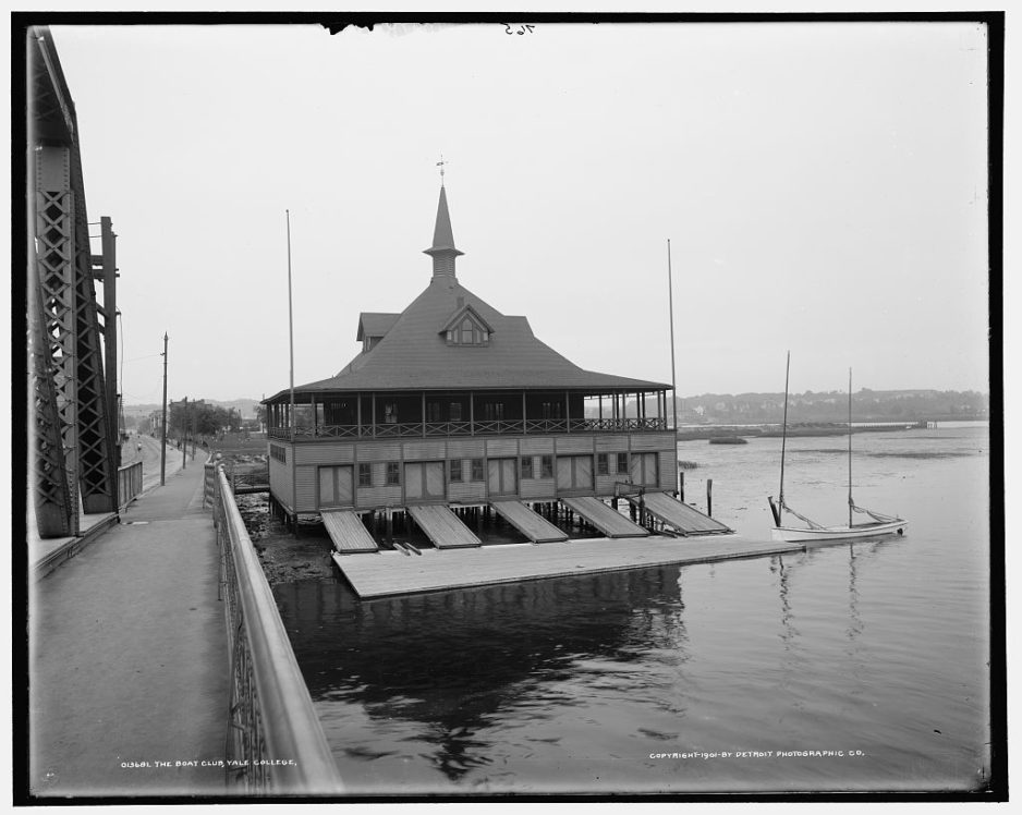The Boat Club of Yale College, Photograph