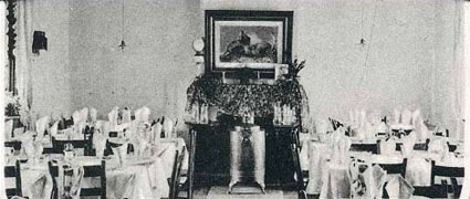 UGA Old College Dining Room, Photograph